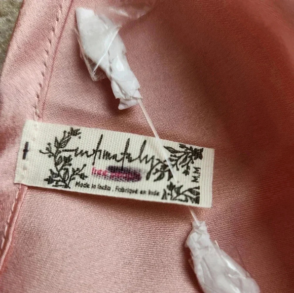 Free People Intimately pink lace camisole ladies satin cami Size M nwot - Picture 5 of 9